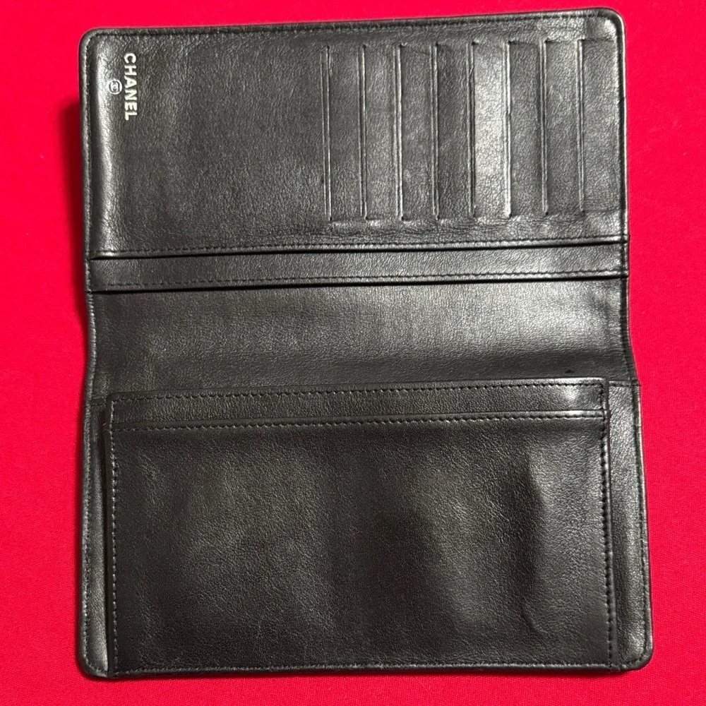 CHANEL Black Leather Wallet with Silver Logo